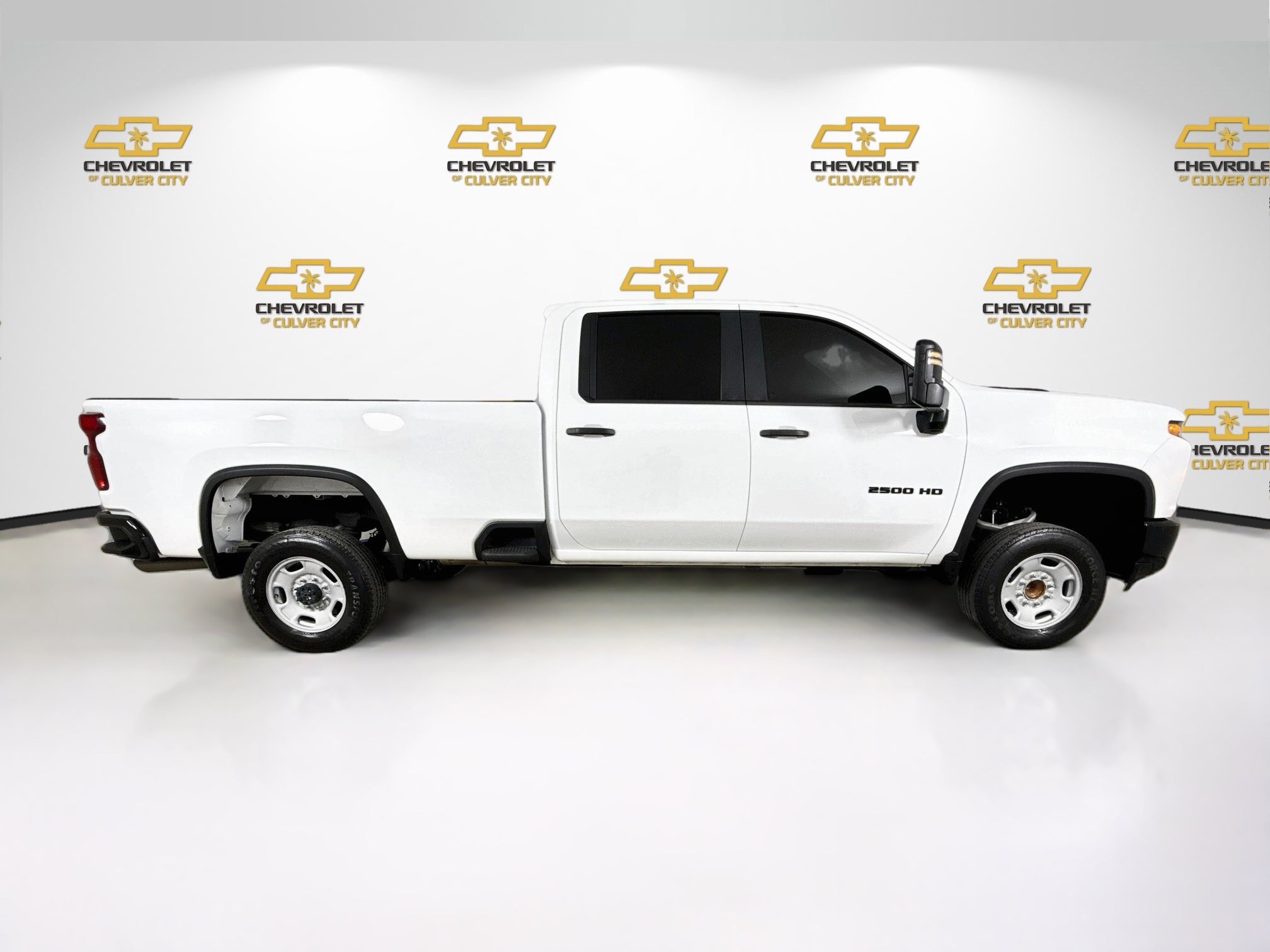 Used 2022 Chevrolet Silverado 2500 Custom w/ Custom Value Package RWD image 9
