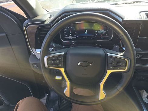Used 2025 Chevrolet Silverado 1500 RST w/ Convenience Package II image 6