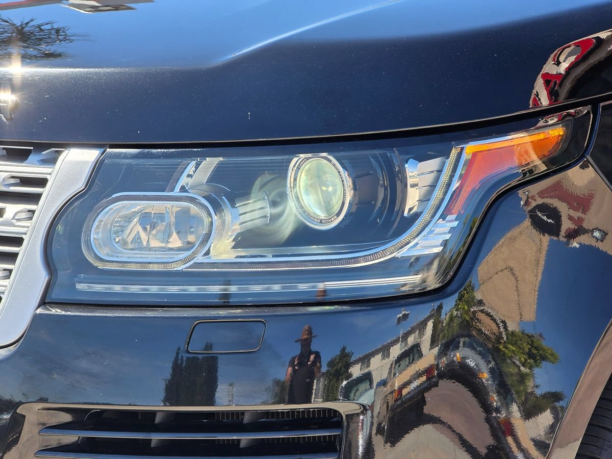 Used 2017 Land Rover Range Rover HSE AWD/4WD image 7