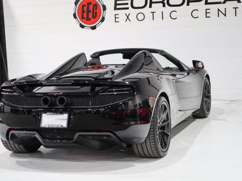 Used 2013 McLaren MP4-12C Spider RWD image 38