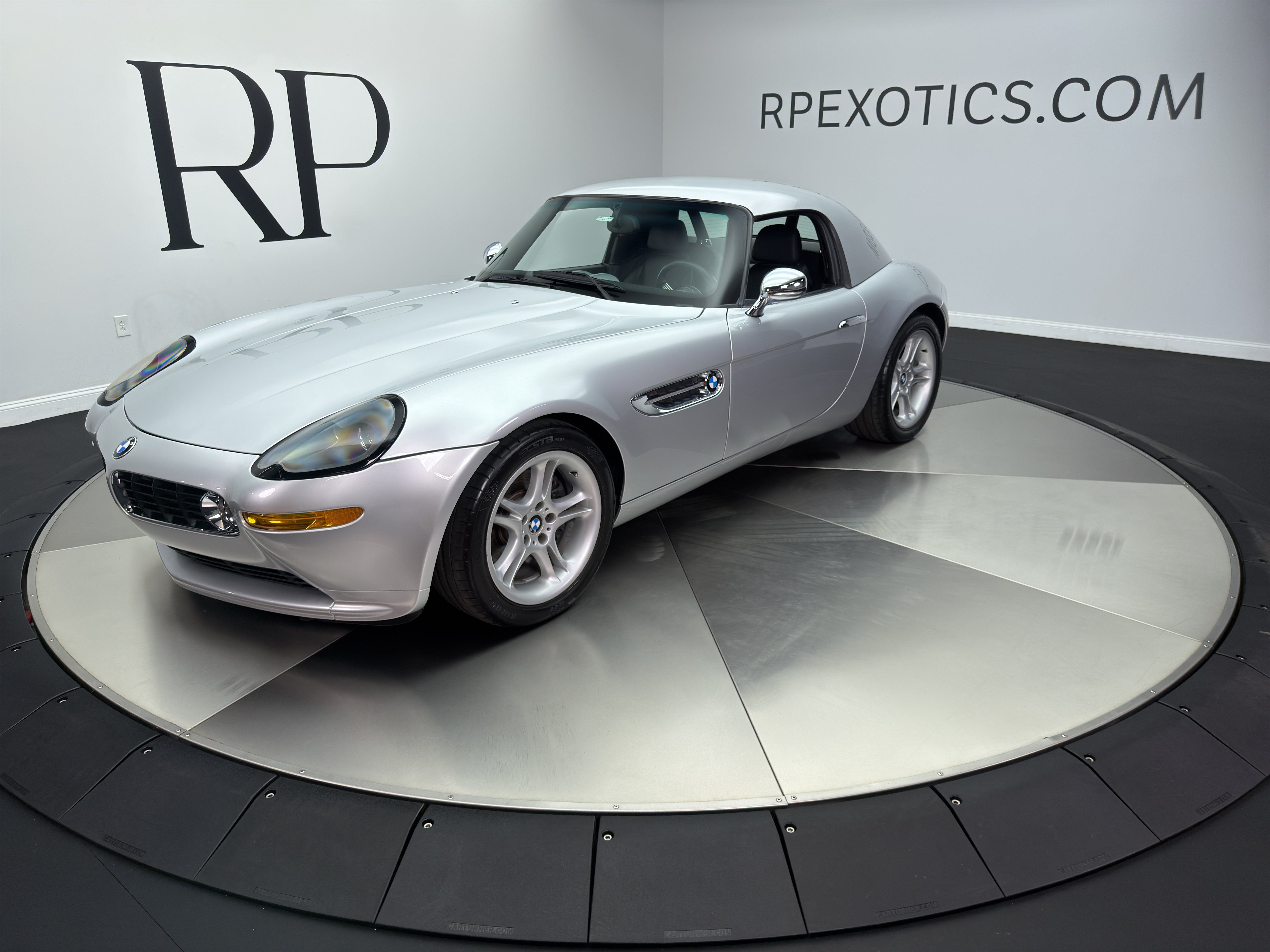 Used 2000 BMW Z8 RWD image 10