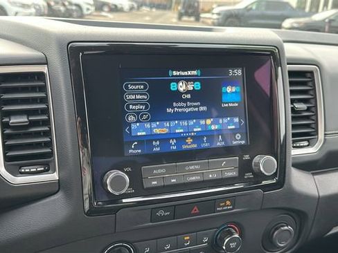 Certified 2023 Nissan Frontier SV w/ Tow Package image 14