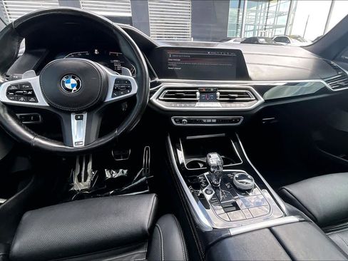 Used 2019 BMW X5 xDrive50i w/ M Sport Package image 14