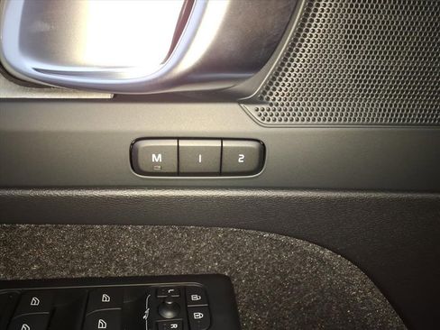 New 2026 Volvo XC40 B5 Core w/ Climate Package image 16