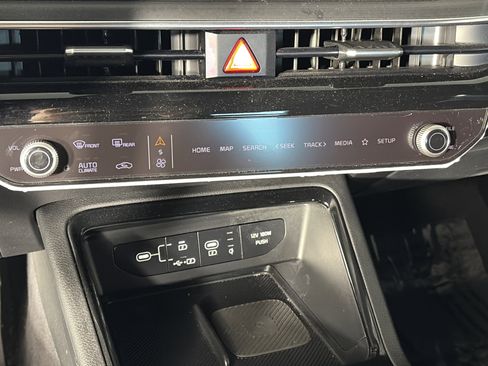 Used 2025 Kia K5 GT-Line w/ GT-Line Premium Package image 22