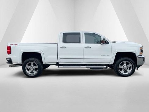 Used 2018 Chevrolet Silverado 2500 LTZ w/ Duramax Plus Package image 9