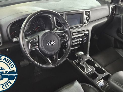 Used 2019 Kia Sportage EX FWD image 10