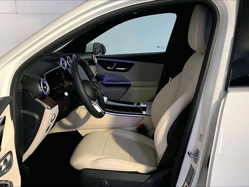 New 2026 Mercedes-Benz GLC 300 4MATIC image 13
