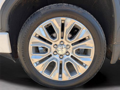 Used 2021 GMC Sierra 1500 Denali w/ Denali Ultimate Package image 10