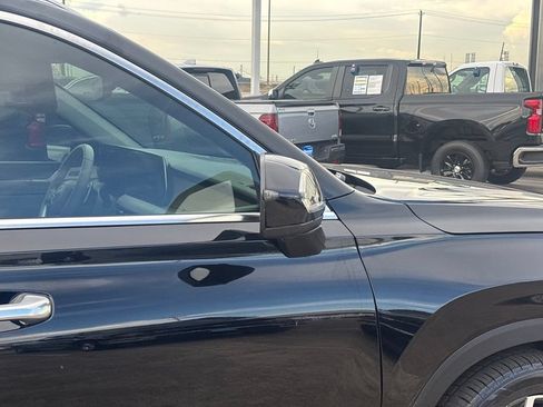 Used 2023 Hyundai Palisade Limited AWD/4WD image 9