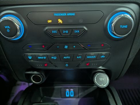 Used 2020 Ford Ranger Lariat w/ FX4 Off-Road Package AWD/4WD image 21