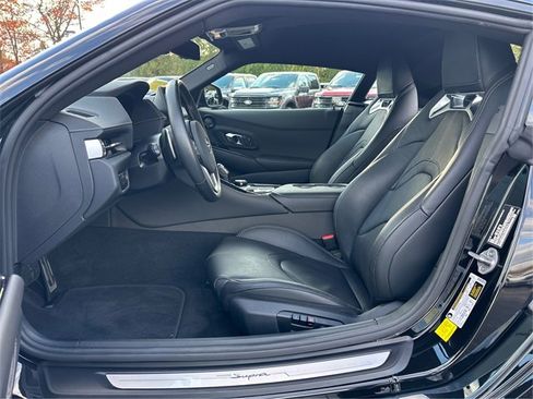 Used 2024 Toyota Supra image 9