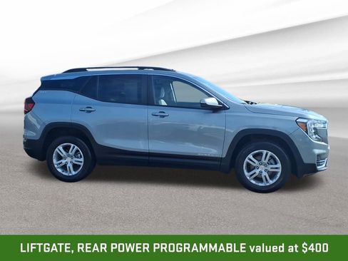 Certified 2023 GMC Terrain SLE w/ Driver Convenience Package FWD image 7