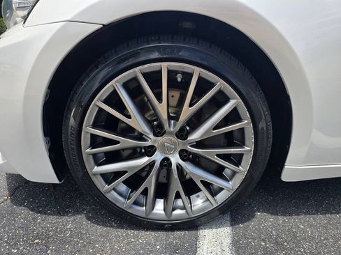 Used 2016 Lexus IS 200t w/ Navigation System Package RWD image 10