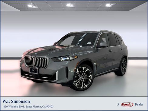 Used 2024 BMW X5 sDrive40i w/ Parking Assistance Package RWD image 1