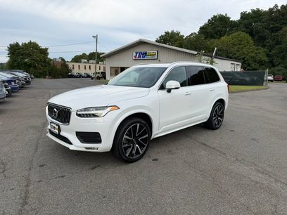 Used 2021 Volvo XC90 T6 Momentum w/ Advanced Package