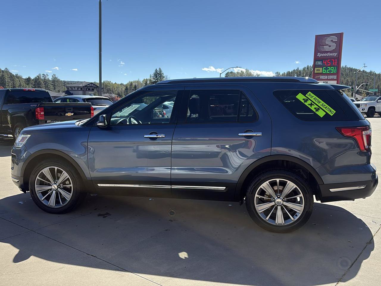 Used 2018 Ford Explorer Limited AWD/4WD image 4