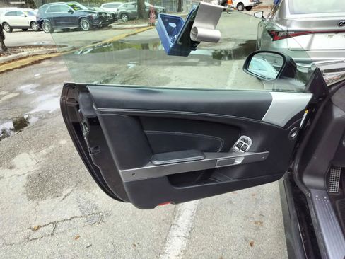 Used 2015 Aston Martin DB9 Volante RWD image 10