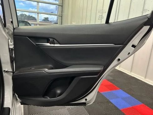 Used 2023 Toyota Camry XSE AWD/4WD image 14