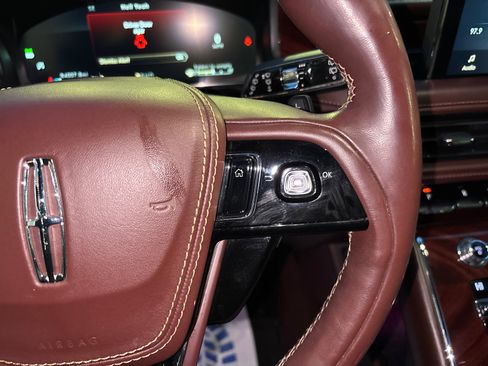 Used 2020 Lincoln Aviator Black Label w/ Dynamic Handling Package image 18