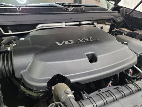 Used 2022 GMC Canyon Denali image 33