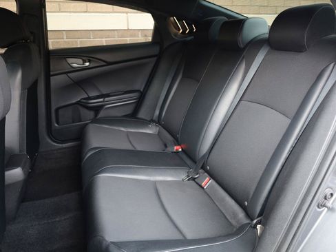 Used 2019 Honda Civic Sport image 18
