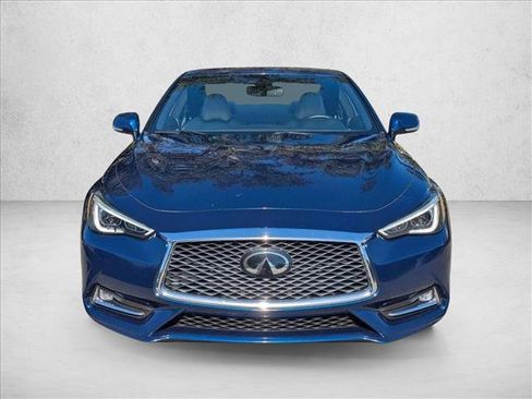 Used 2019 INFINITI Q60 3.0t Luxe w/ Essential Package image 2