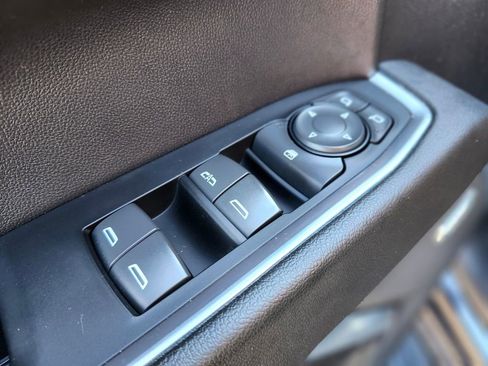 Used 2022 GMC Sierra 1500 Elevation w/ Elevation Premium Package AWD/4WD image 15