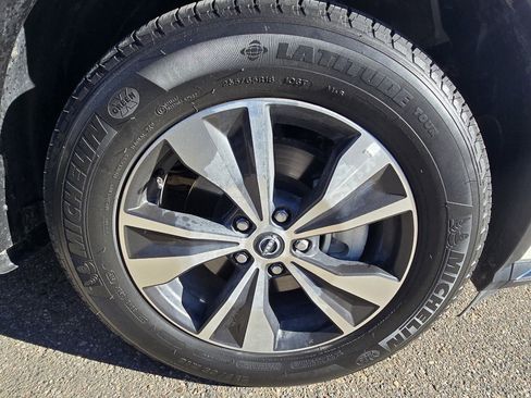 Used 2024 Nissan Murano SV image 7