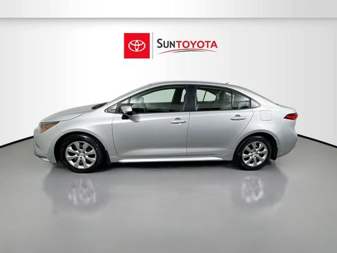 Used 2026 Toyota Corolla LE FWD image 7