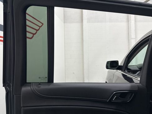 Used 2020 GMC Yukon XL SLT w/ Open Road Package image 54