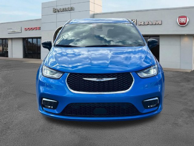 New 2026 Chrysler Pacifica Select FWD image 2