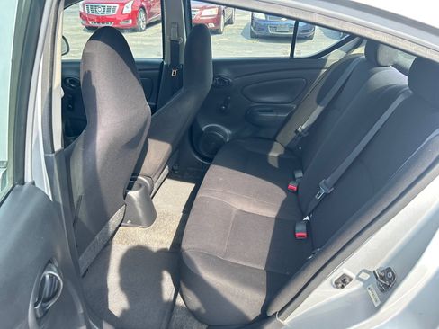 Used 2012 Nissan Versa S w/ Cruise Control Pkg FWD image 10