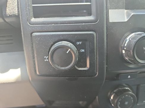 Used 2018 Ford F150 XL w/ Equipment Group 101A Mid RWD image 15