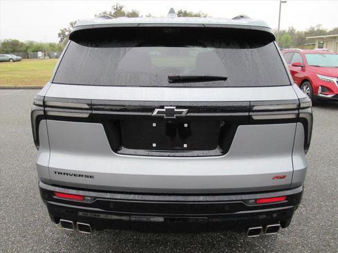 Used 2024 Chevrolet Traverse RS w/ LPO, Floor Liner Package image 6