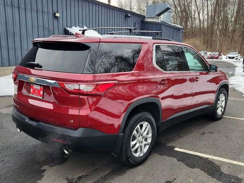 Used 2018 Chevrolet Traverse LT image 4