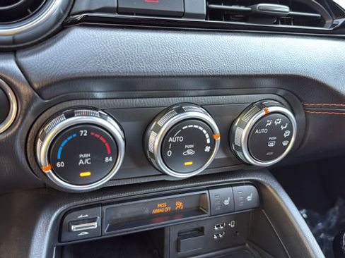 Used 2023 MAZDA MX-5 Miata Grand Touring w/ Weather Package RWD image 28