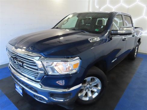 Used 2024 RAM 1500 Laramie image 4