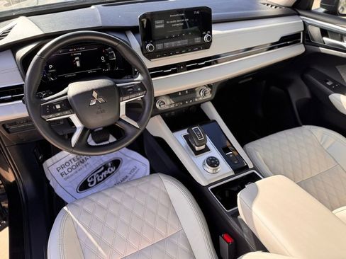 Used 2023 Mitsubishi Outlander SEL 40th Anniversary image 51