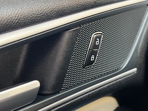 Used 2024 Ford Edge SEL w/ Convenience Package image 38