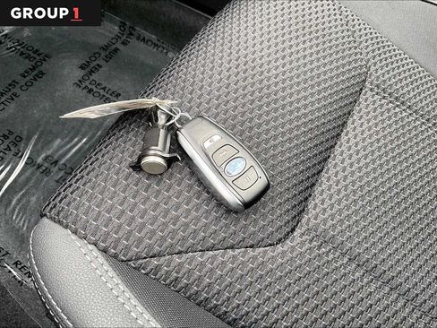 Used 2024 Subaru Forester Premium AWD/4WD image 15