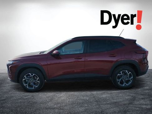 Certified 2025 Chevrolet Trax LT image 7