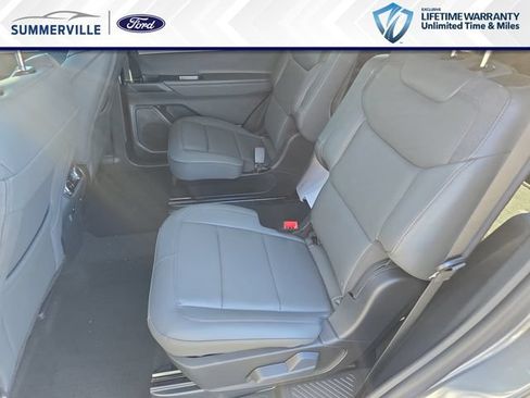New 2026 Ford Explorer Active RWD image 16