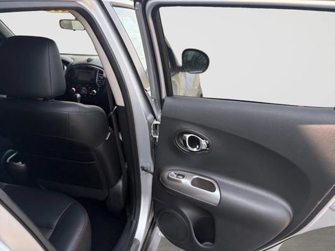 Used 2013 Nissan Juke SL AWD/4WD image 17