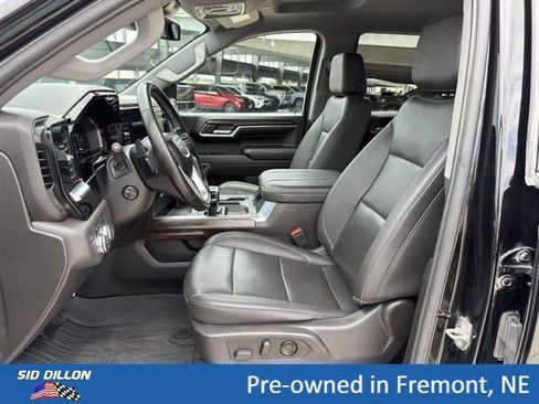 Used 2024 GMC Sierra 1500 SLT w/ SLT Premium Plus Package AWD/4WD image 14