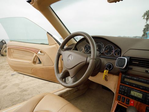 Used 2000 Mercedes-Benz SL 500 image 26