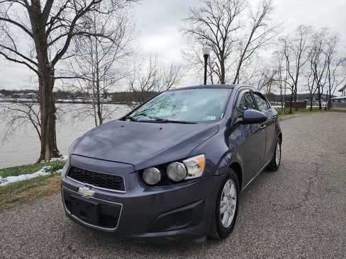 Used 2013 Chevrolet Sonic LT image 1