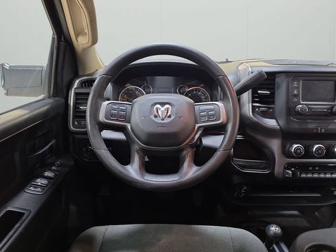 Used 2020 RAM 5500 Tradesman w/ Chrome Appearance Group AWD/4WD image 18
