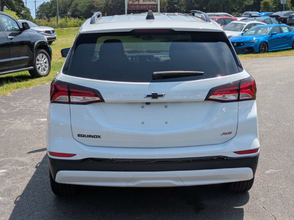 Used 2024 Chevrolet Equinox RS FWD image 5