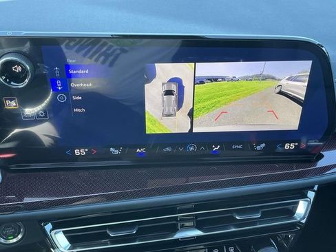 New 2026 Chevrolet Traverse Z71 w/ Driver Confidence Package image 27